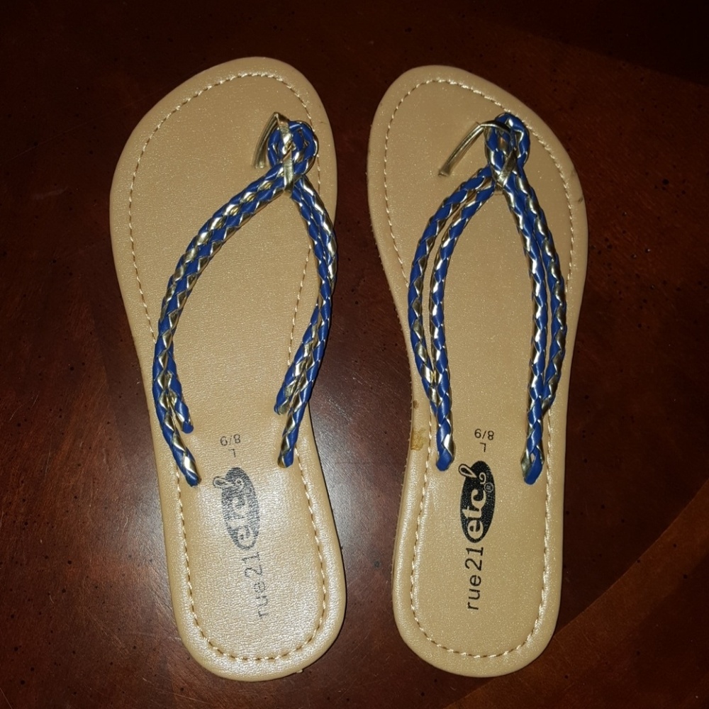 Rue 21 Flip Flops